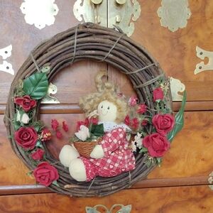 Vintage Floral Valentine Wreath